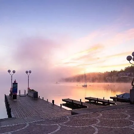 Velden - Right In The Center With Private Parking 벨덴암워스에르시