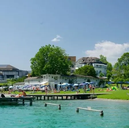 아파트 Velden - Right In The Center With Private Parking *