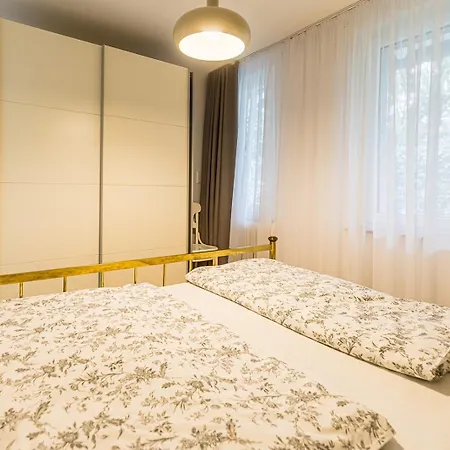 Velden - Right In The Center With Private Parking Апартаменты *