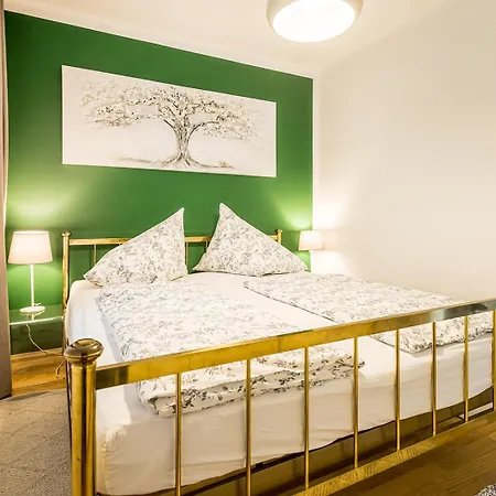 Velden - Spacious In A Right In The Center With Private Parking Apartamento Velden am Wörthersee