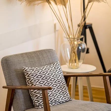 شقة Velden - Spacious In A Right In The Center With Private Parking فيلدين ام ورثرسي