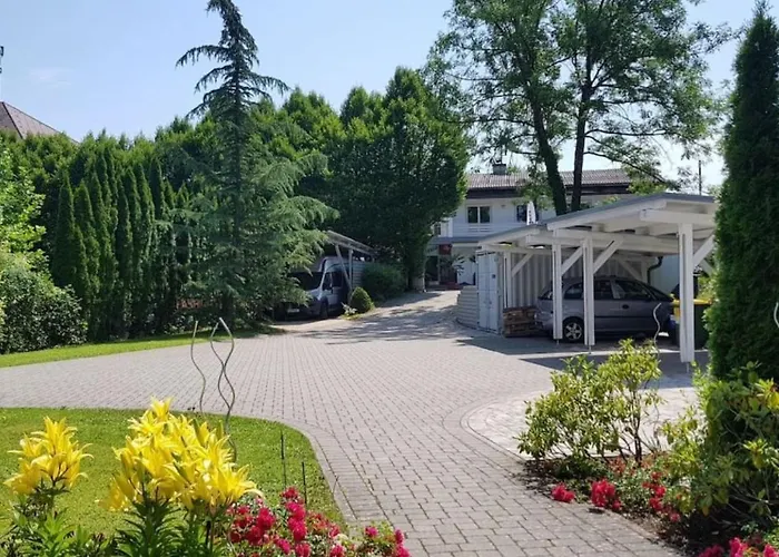 Velden - Spacious In A Right In The Center With Private Parking * Velden am Wörthersee