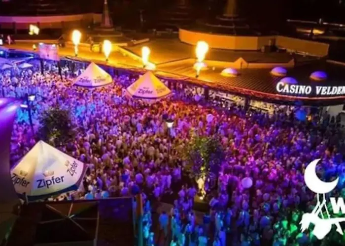 Velden - Spacious In A Right In The Center With Private Parking *