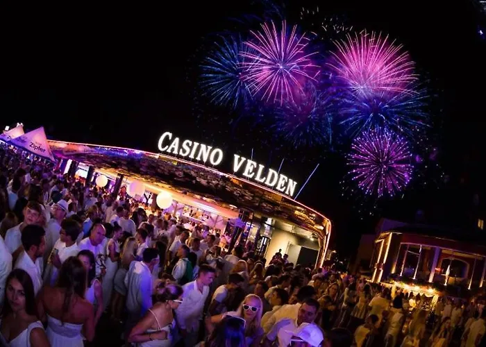 Lejlighed Velden - Spacious In A Right In The Center With Private Parking Velden am Wörthersee